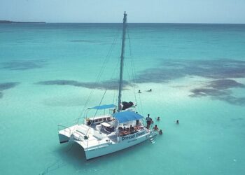 Catamaran wedding in Montego Bay - 4