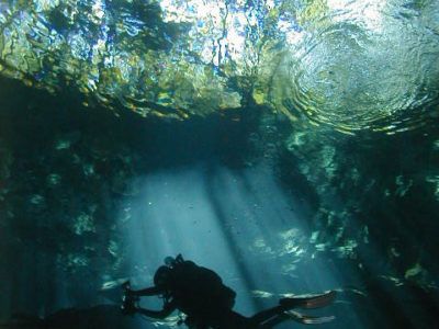 cenote diving