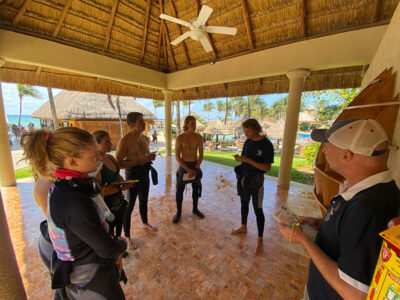 Divemaster Internship (4) prácticas de Divemaster