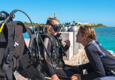 Dive center jobs - trabajar en un centro de buceo