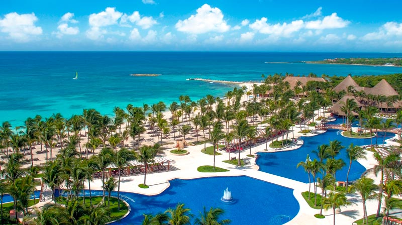 Family resorts in the Caribbean - Barcelo - hoteles familiares en el Caribe