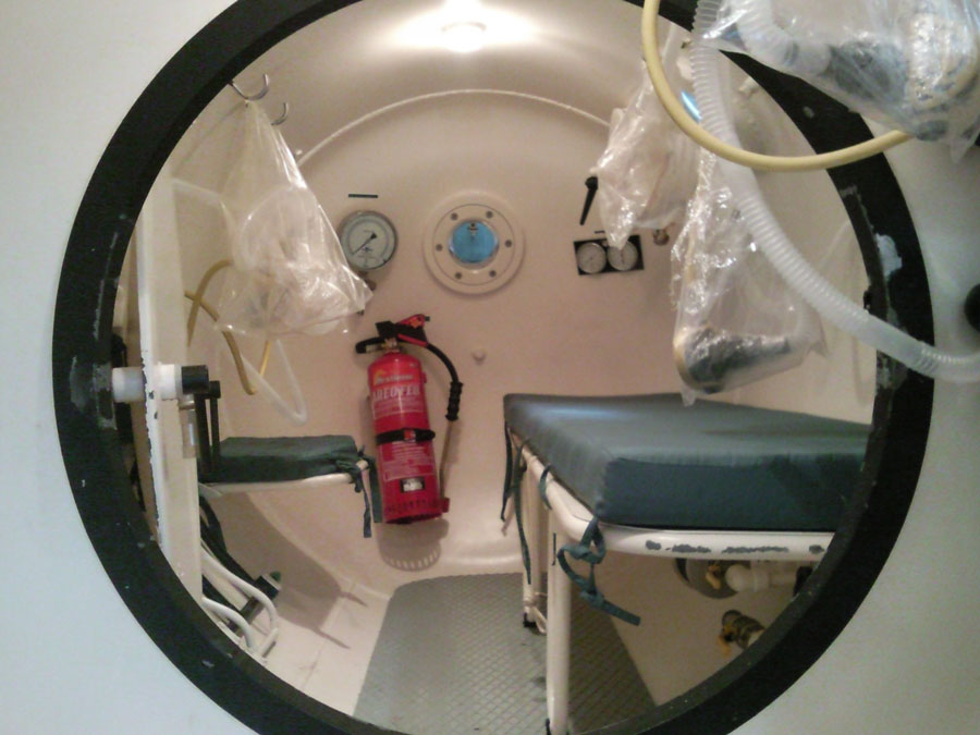 Hyperbaric chamber - camara hiperbarica - 1