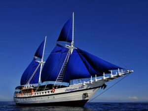 Liveaboard Diving Philippines - Boat