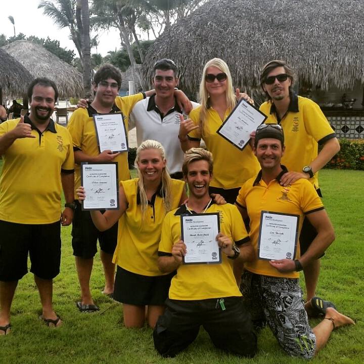 PADI Dive Instructor Courses & Internships