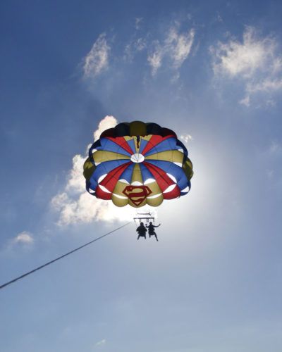 dressel divers parasailing