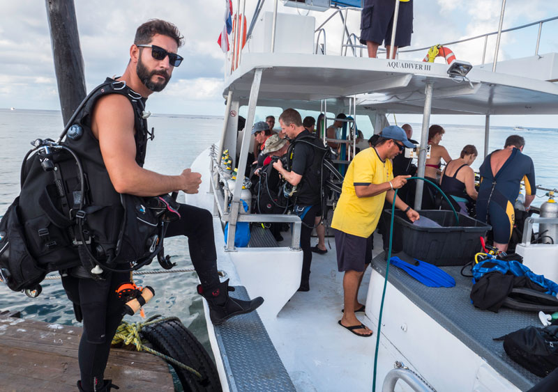 Protect From the Sun While Diving - 3 - protegerse del sol mientras buceas