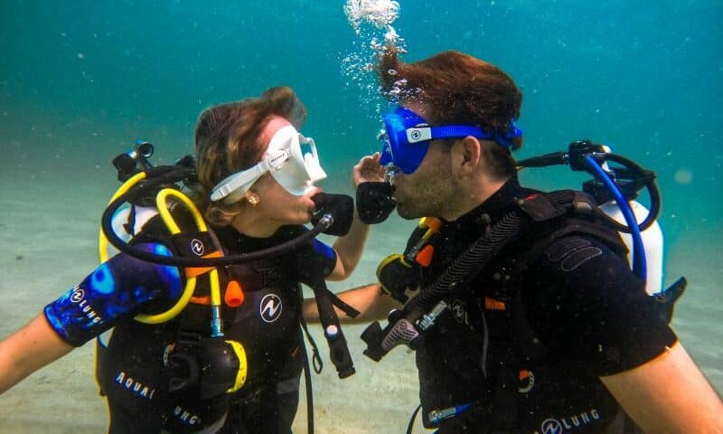 Romantic Scuba Vacations - Romantic Caribbean Getaways 2 Vacaciones románticas de buceo y escapadas al Caribe para buceadores