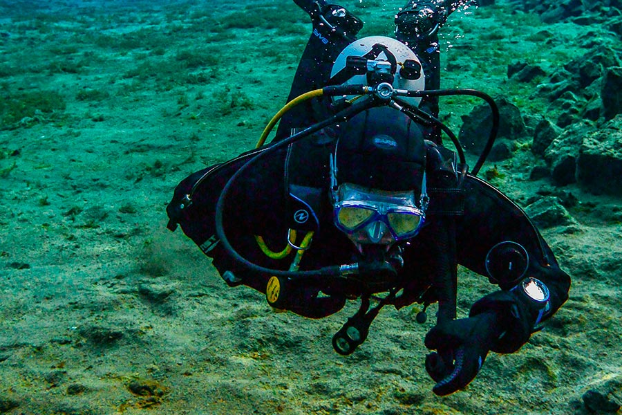 SDI Deep Diver (3) Curso de buceador profundo