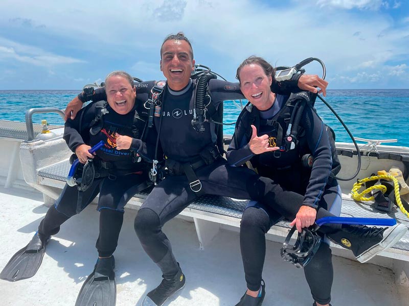 Scuba Diving in the Caribbean (Certification)