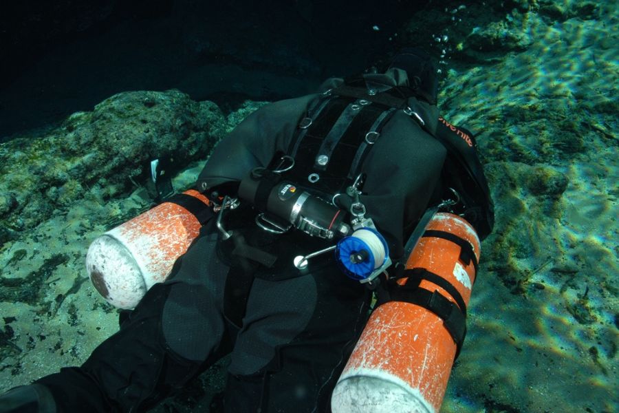 Sidemount diving - montaje lateral (1)