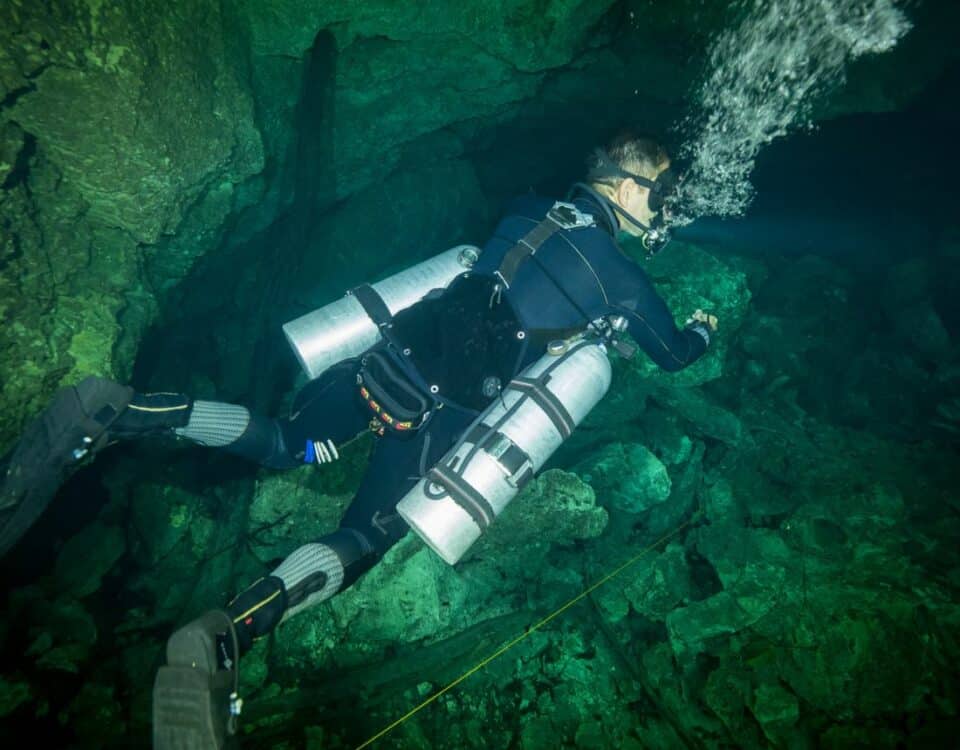 Underwater Cave Photography 7 fotografía de cuevas submarinas. Main