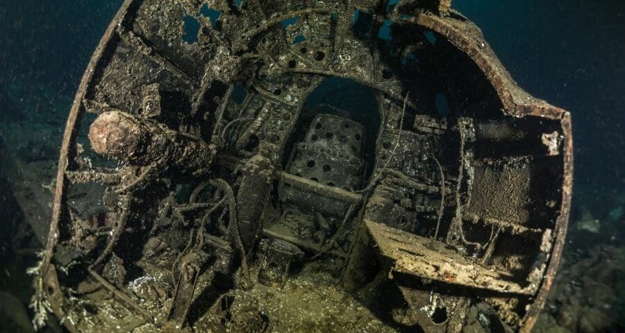 Underwater Wrecks - pecios Fujikawa_maru montereydiver