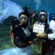 Underwater marriage - boda submarina - 3