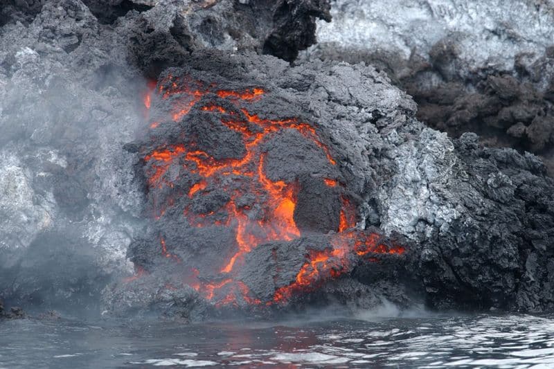 Volcano Diving - Buceo en volcanes lava