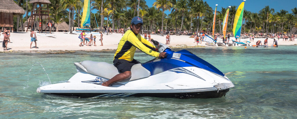 WATER SPORTS Jobs Careers with Dressel Divers