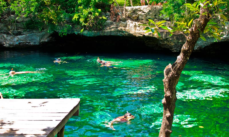 best places to snorkel in the world - cenote
