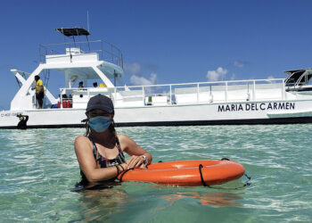 catamaran tour in punta cana - 3