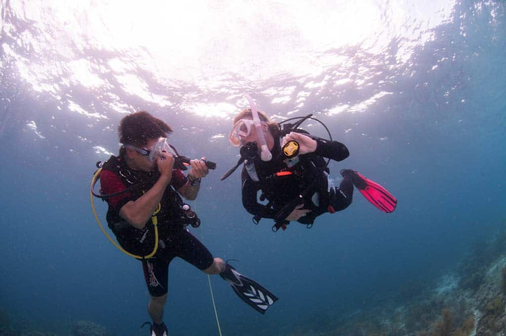 equalize ear pressure - dive buddies