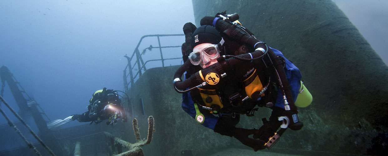 TECHNICAL DIVING Courses, Gas Blender, Rebreather & Cave Academy