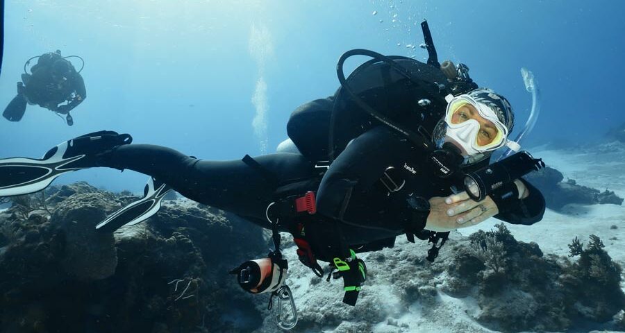 how to scuba dive