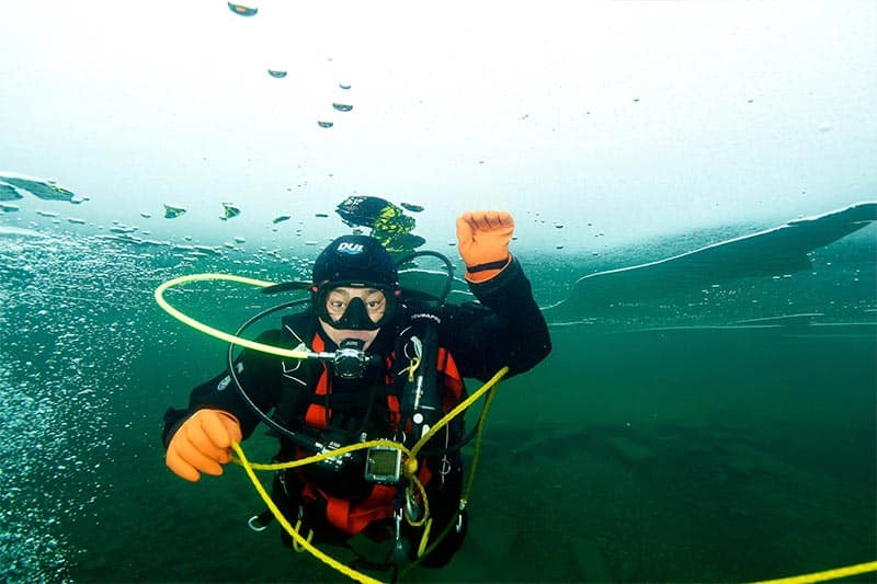 ice diving (4) buceo en hielo