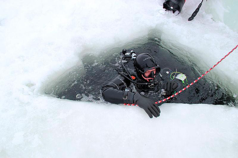 ice diving (6) buceo en hielo