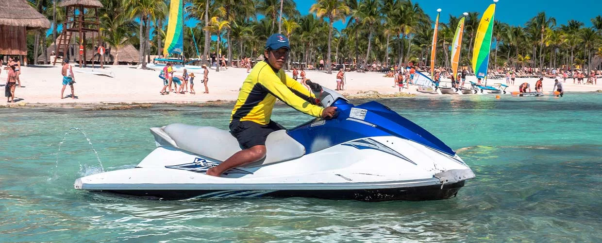 WATER SPORTS Jobs Careers with Dressel Divers