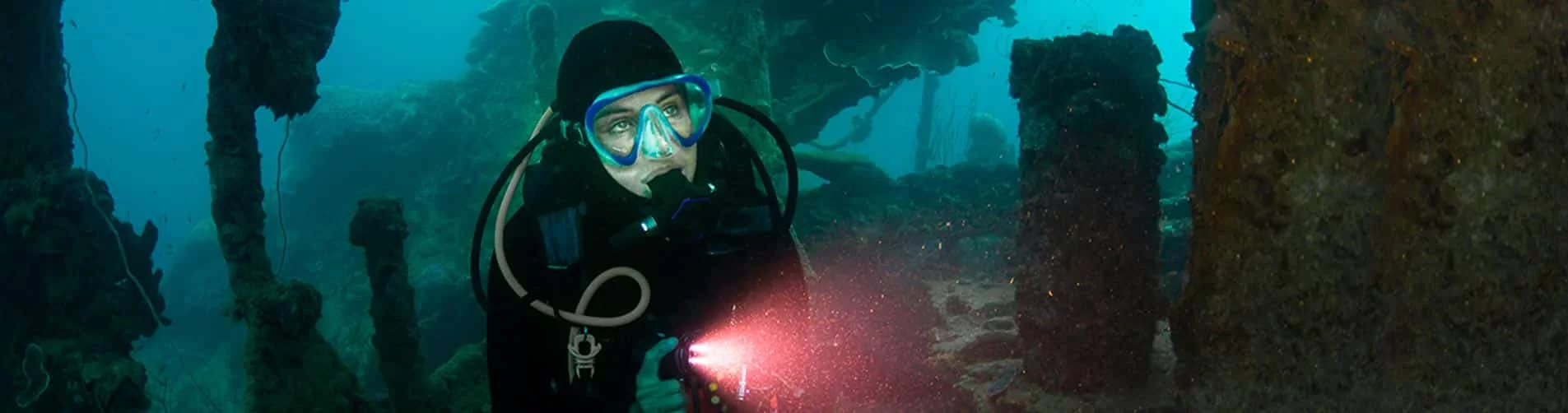 bikini atoll liveaboard diving - slide