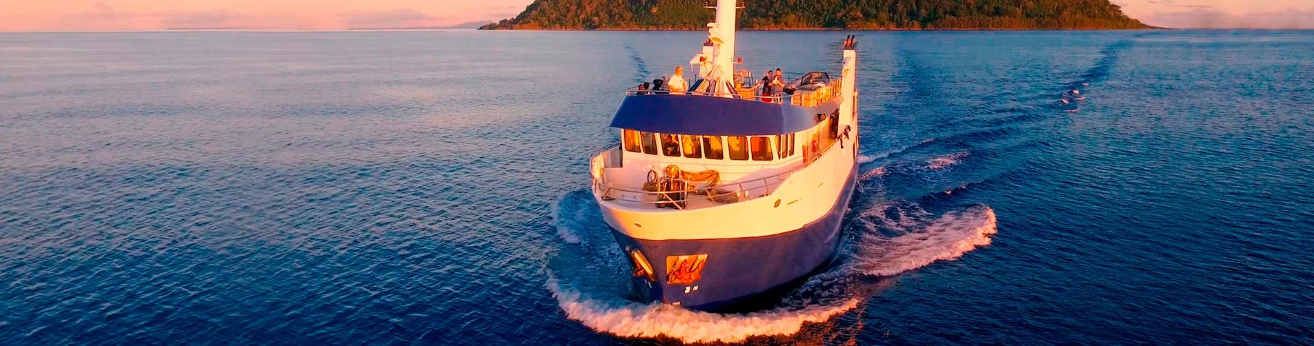 Papua New Guinea Liveaboard Diving - Vessel