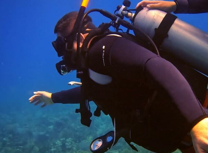 scuba diving weight limit - 4