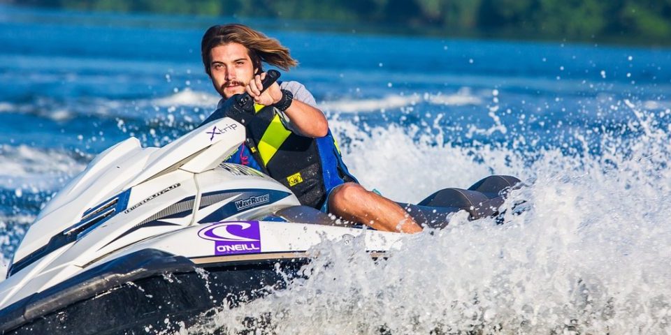 sports nautiques-activités-jet-ski