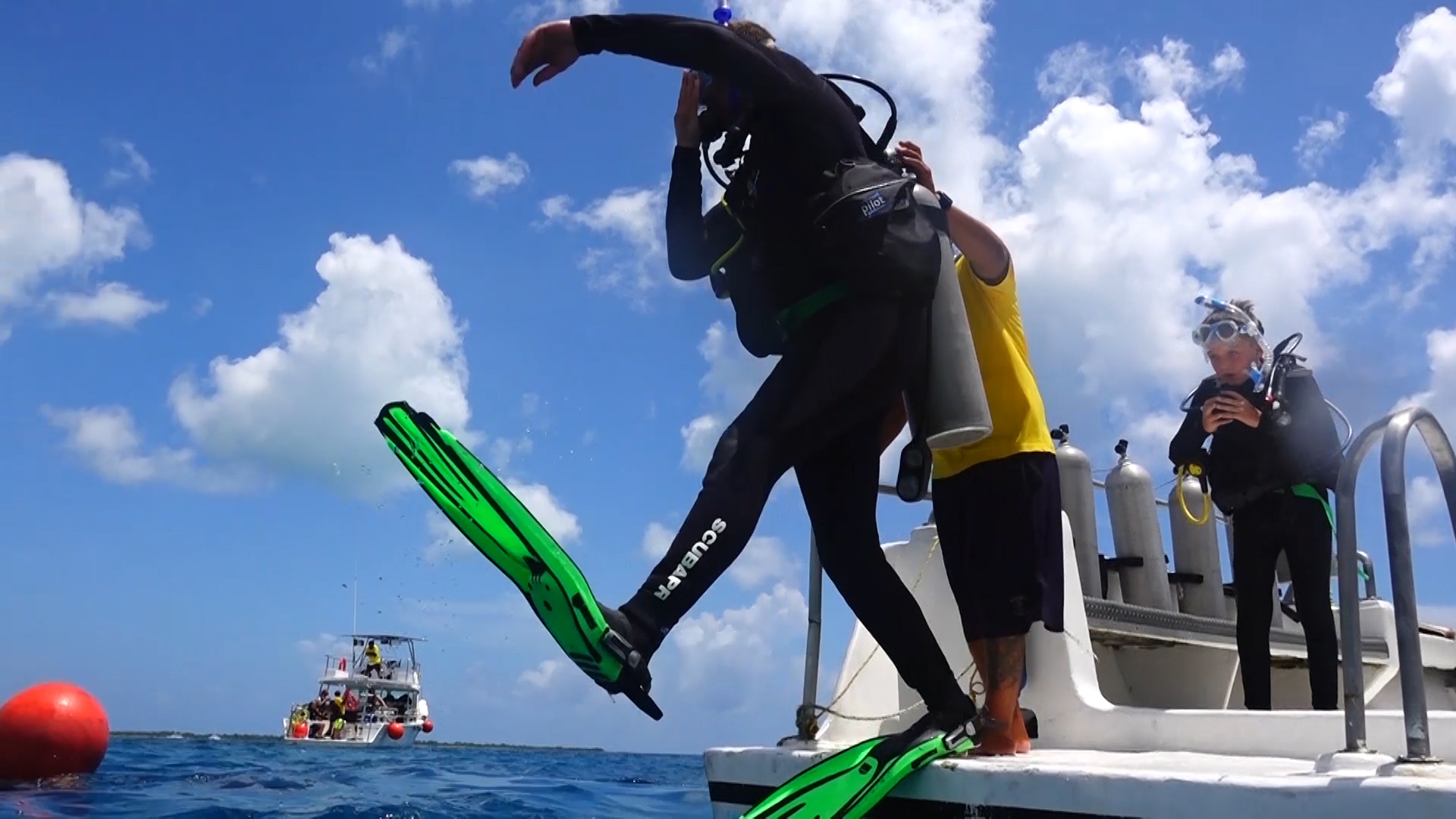 zancada gigante en buceo